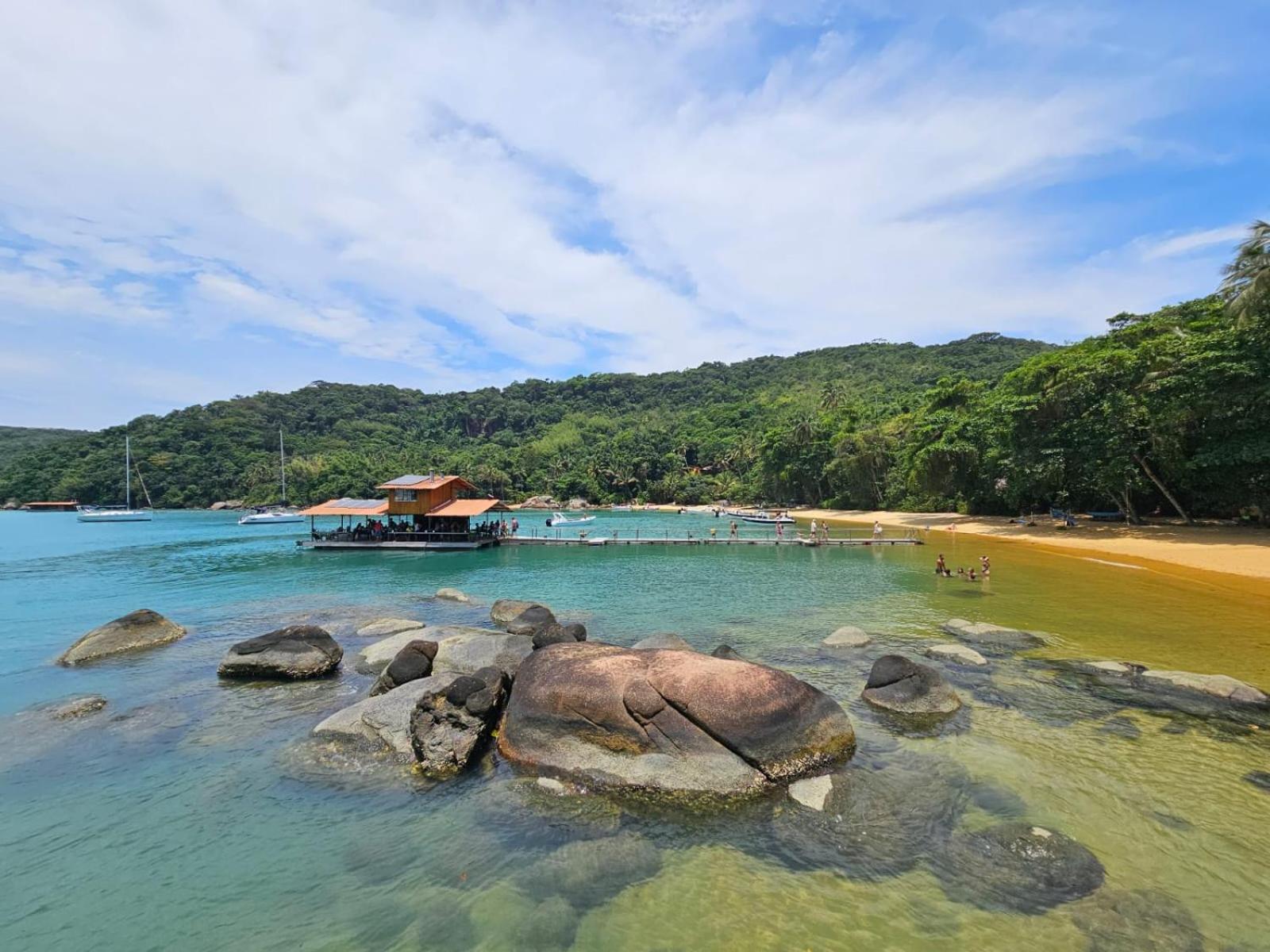 Casa Matatiso - Quartos Em Casa Compartilhada Na Ilha Grande Eksteriør billede